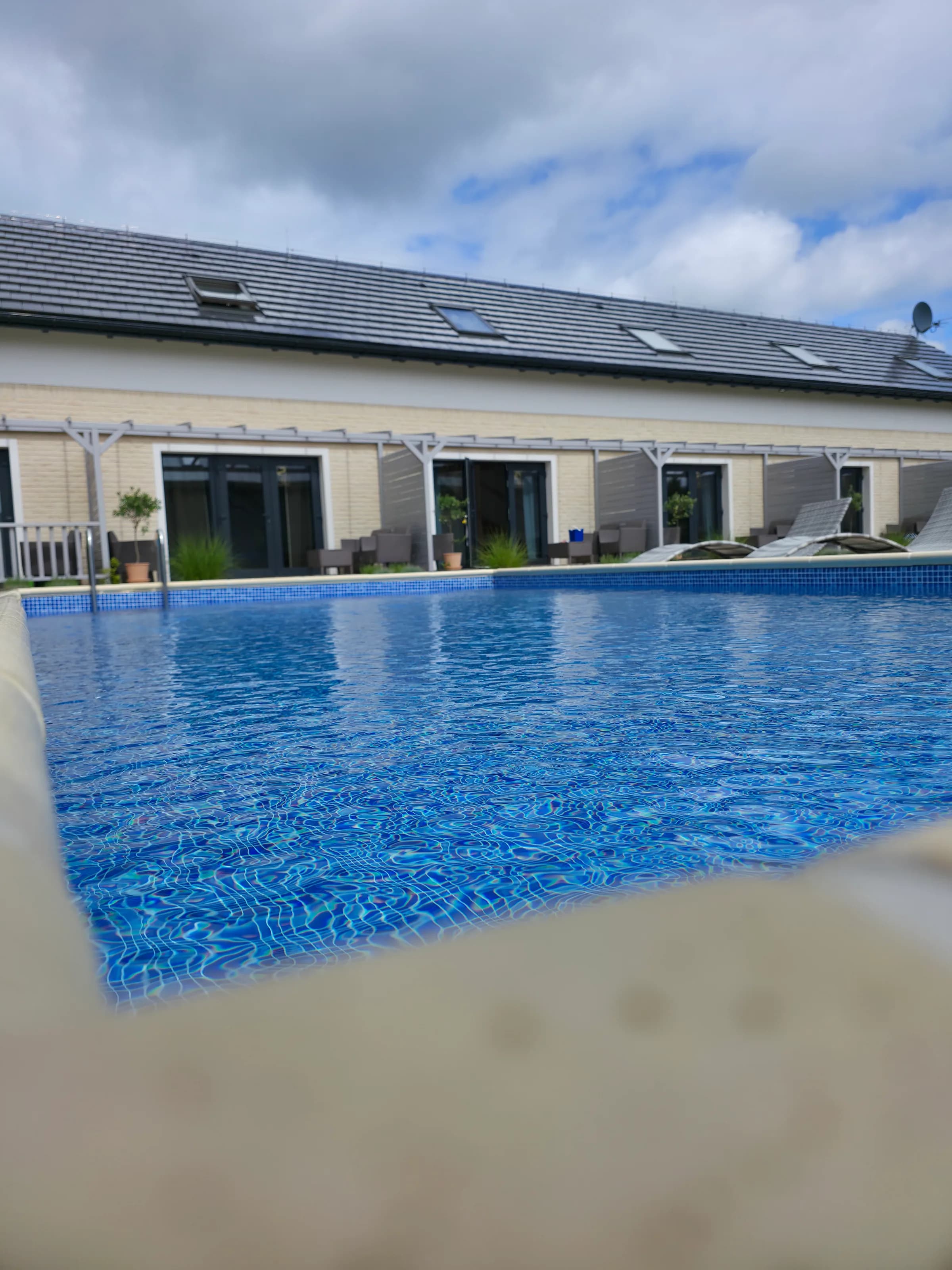 Basen skimmerowy przy Mamamia Park, Łukęcin — realizacja JML-SPA, zdjęcie 17